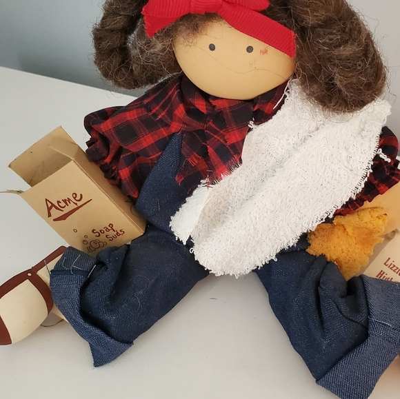 Lizzie High Wood Sculpture Handmade Doll 1988 - Picture 4 of 7